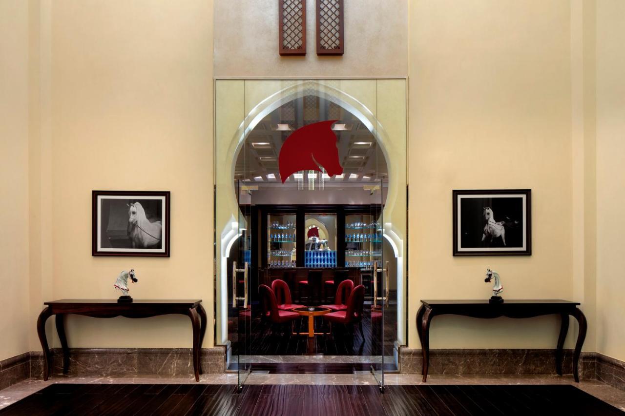 อัจมัน ซารัย อะ ลักชัวรี คอลเลคชั่น รีสอร์ต อัจมัน Hotel อัจมาน ภายนอก รูปภาพ The lobby of the hotel