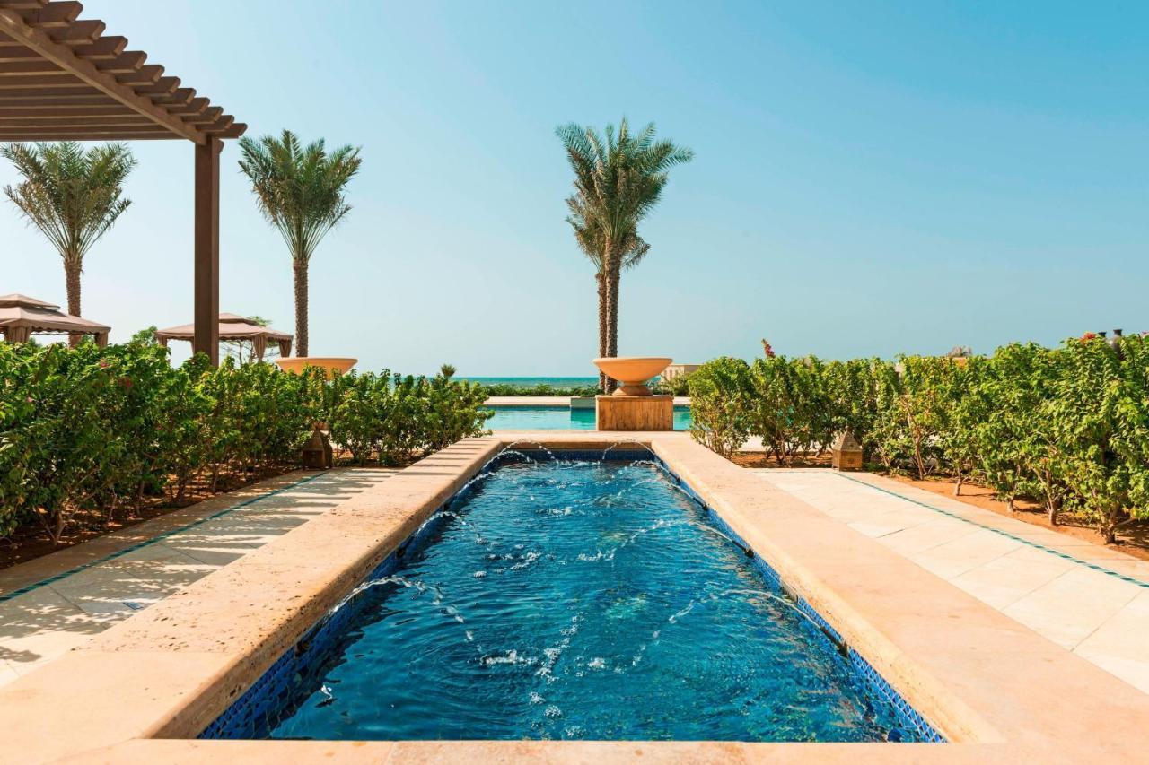 อัจมัน ซารัย อะ ลักชัวรี คอลเลคชั่น รีสอร์ต อัจมัน Hotel อัจมาน ภายนอก รูปภาพ The Cove Rotana Resort