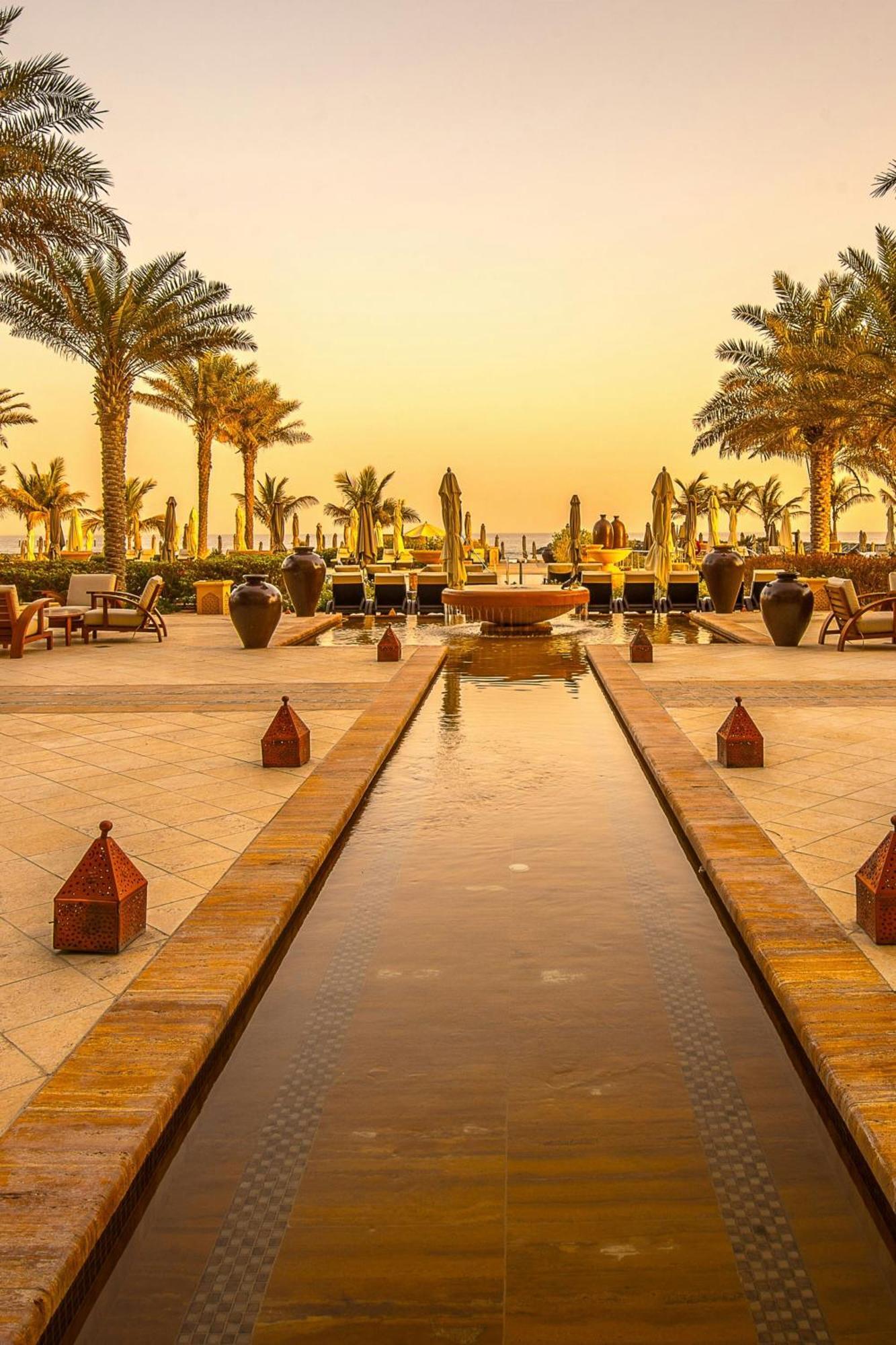 อัจมัน ซารัย อะ ลักชัวรี คอลเลคชั่น รีสอร์ต อัจมัน Hotel อัจมาน ภายนอก รูปภาพ The Palace Downtown Dubai
