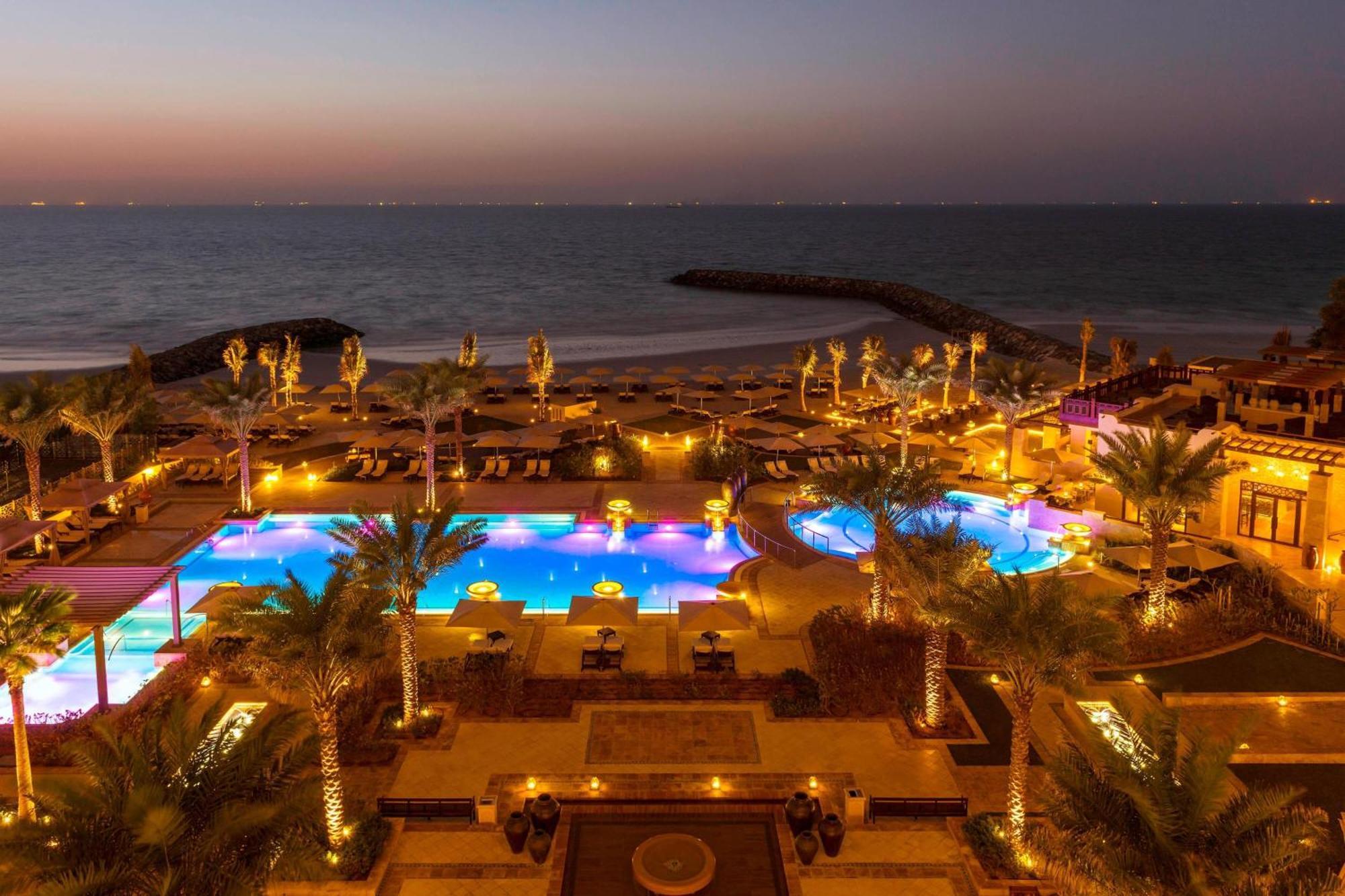 อัจมัน ซารัย อะ ลักชัวรี คอลเลคชั่น รีสอร์ต อัจมัน Hotel อัจมาน ภายนอก รูปภาพ The Cove Rotana Resort