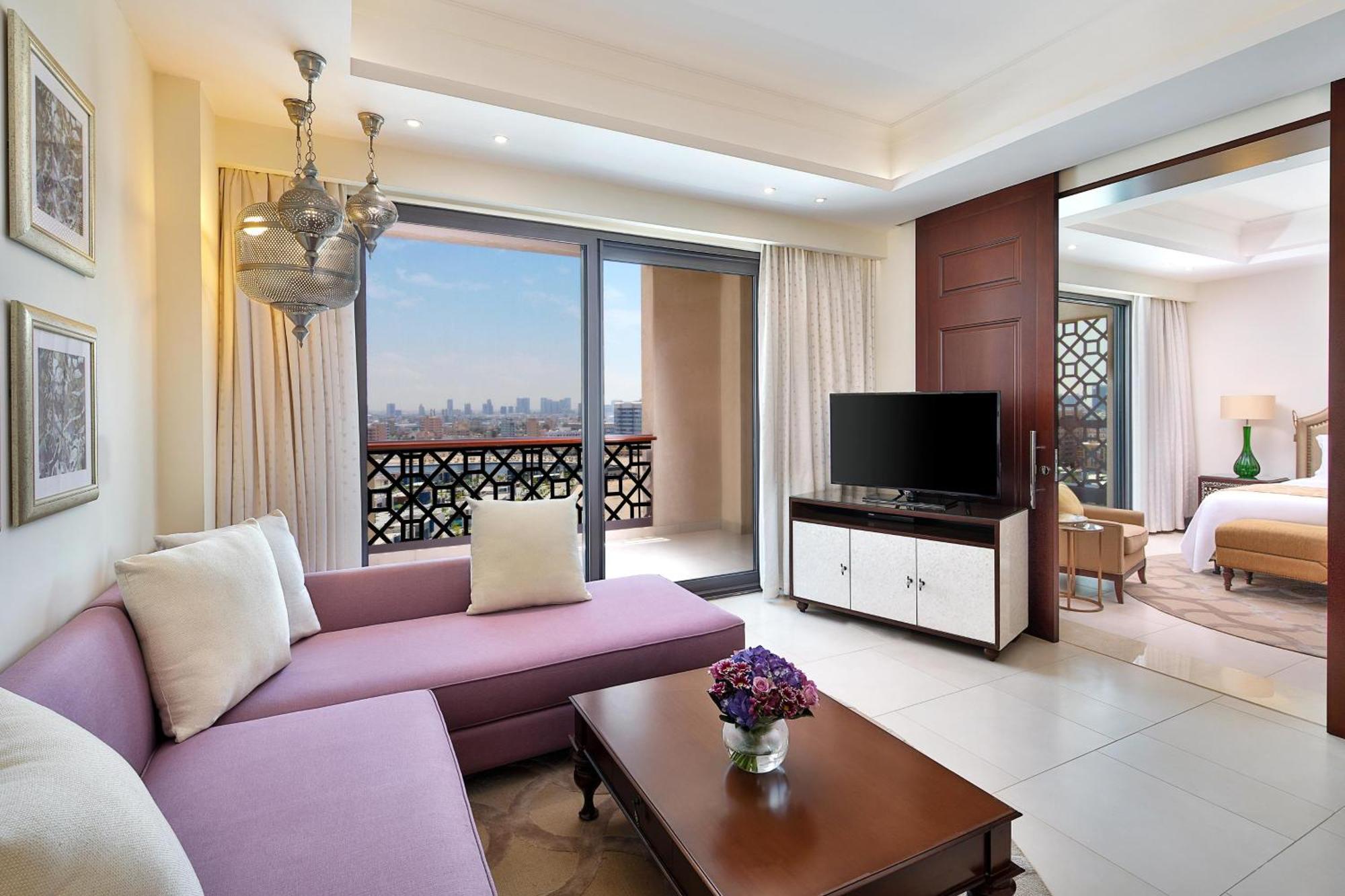 อัจมัน ซารัย อะ ลักชัวรี คอลเลคชั่น รีสอร์ต อัจมัน Hotel อัจมาน ภายนอก รูปภาพ Suite at the hotel