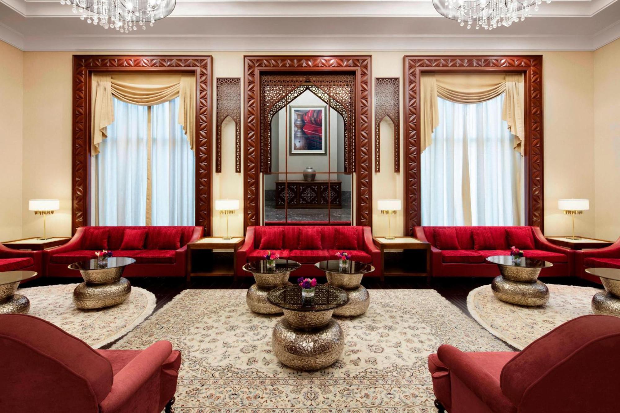อัจมัน ซารัย อะ ลักชัวรี คอลเลคชั่น รีสอร์ต อัจมัน Hotel อัจมาน ภายนอก รูปภาพ The lounge at the Taj Mahal Palace