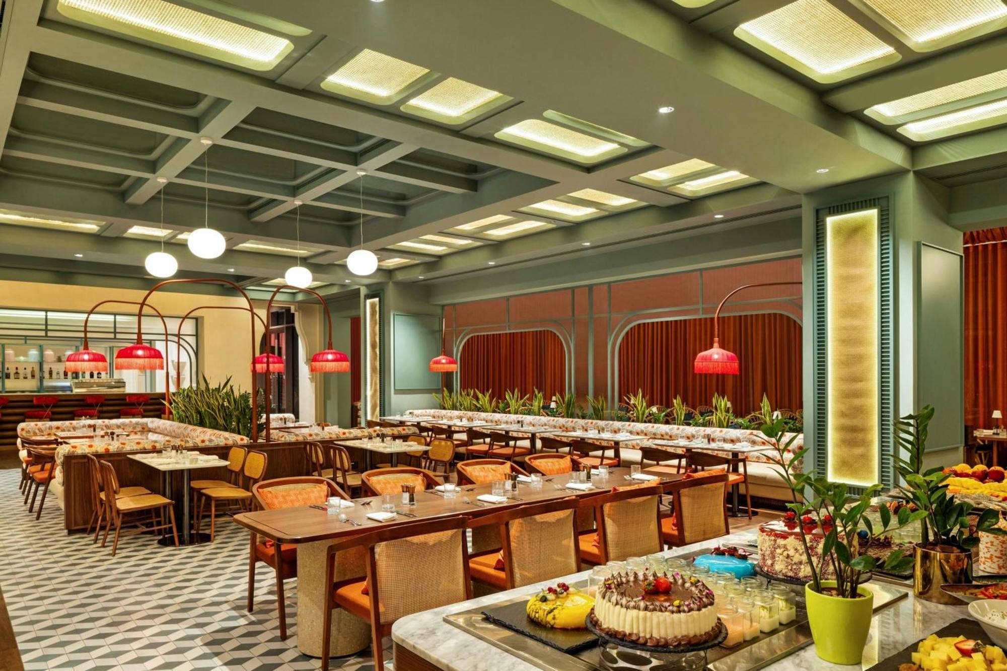 อัจมัน ซารัย อะ ลักชัวรี คอลเลคชั่น รีสอร์ต อัจมัน Hotel อัจมาน ภายนอก รูปภาพ The interior of the restaurant